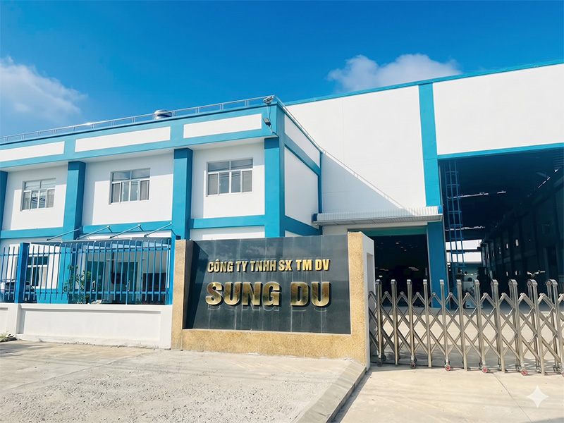 Nhà Máy Sản Xuất Cửa Nhựa Composite Sungyu